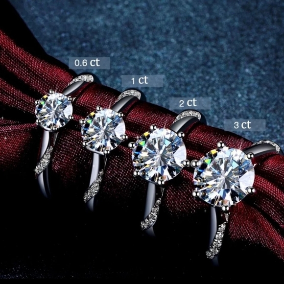 Stunning Moissanite Ring.  S6 - Picture 2 of 8